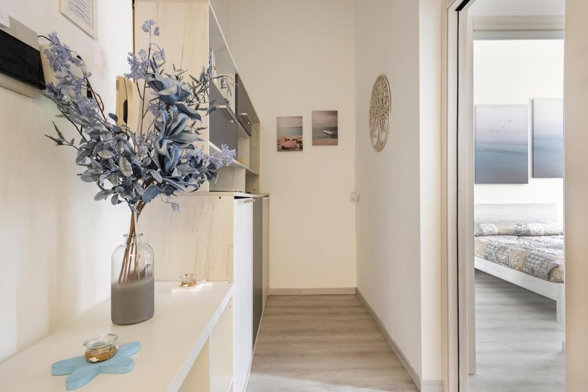 Leo Holiday Homes เดวามารีนา ภายนอก รูปภาพ
